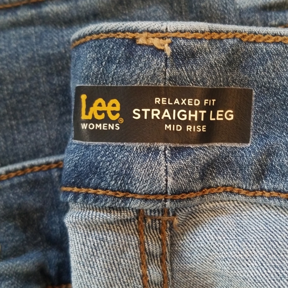 Lee Jeans - Picture 2 of 4